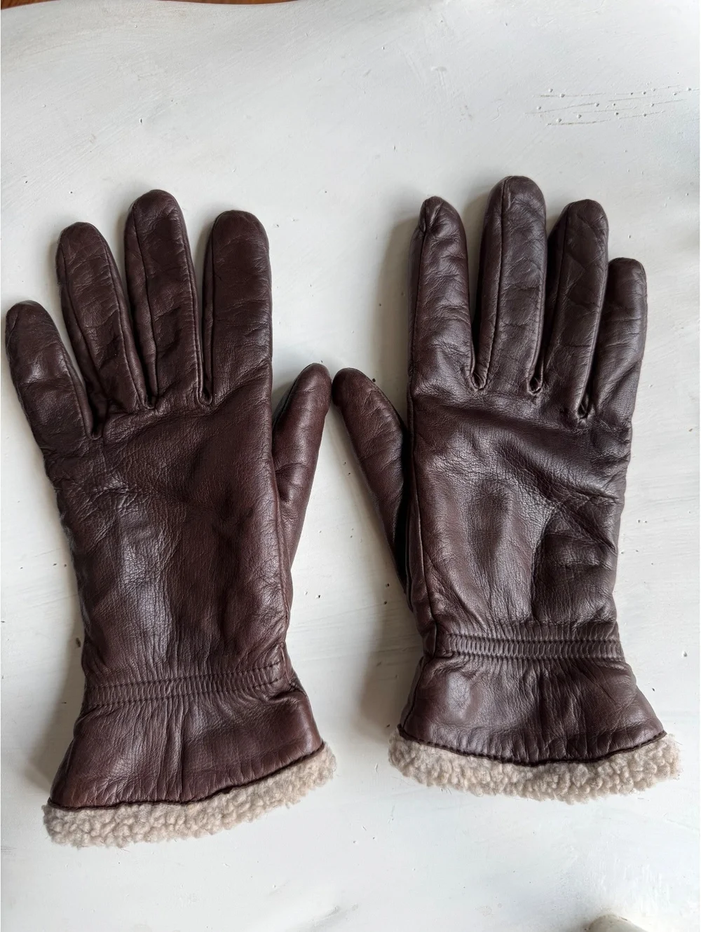 ciré Large Brown Leather Gloves with Sherpa Lining